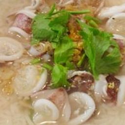 ข้าวต้มปลาหมึก
