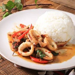 พริกแกงปลาหมึก