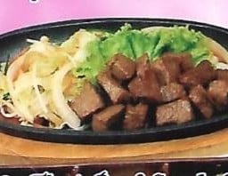 ชุดสเต็กเนื้อไทย