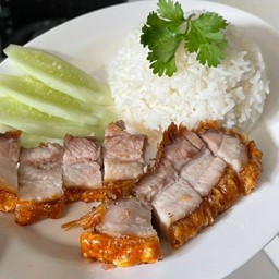 ข้าวหมูกรอบ