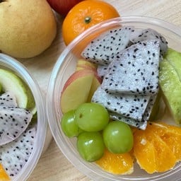 Mixed fruit ผลไม้พร้อมทาน by.คุณหนิง