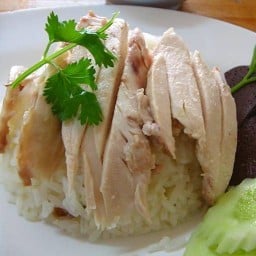 ราชาข้าวมันไก่&กล้วยทอดยืน1