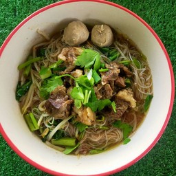 ก๋วยเตี๋ยวเนื้อตุ๋น,น้ำตก