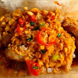 ข้าวสันคอหมูคั่วพริกเกลือ