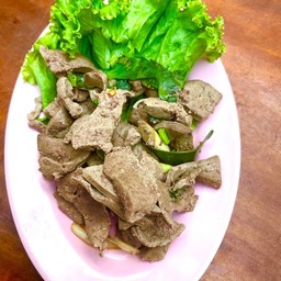 ตับหมูลวกจิ้ม
