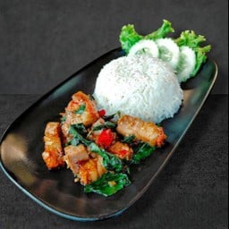 ข้าวกะเพราหมูกรอบ