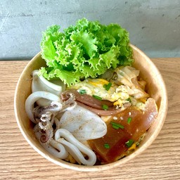 ก๋วยเตี๋ยวคั่วหมึก