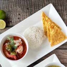 เซท ข้าวไข่เจียว + ต้มยำกุ้ง น้ำข้น