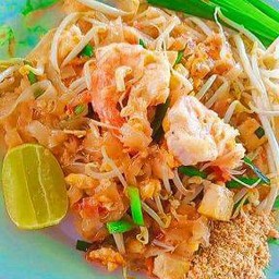 ผัดไทกุ้งสด