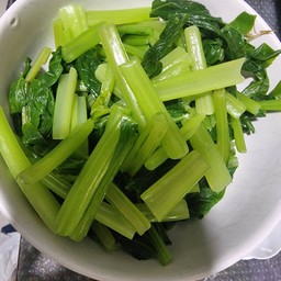 ผักลวก