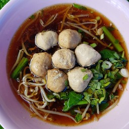เกาเหลาลูกชิ้นหมู