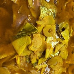 แกงส้มปลามงหน่อไม้ดอง(ไม่ราดข้าว)