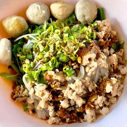 เตี๋ยวแห้งหมู