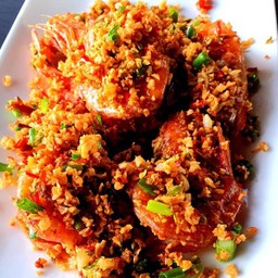 ข้าวกุ้งคั่วพริกเกลือ