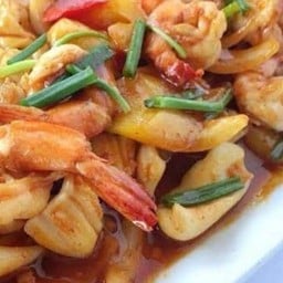 ผัดเปรี้ยวหวาน