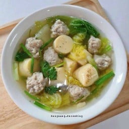 แกงจืดเต้าหู้หมูสับ