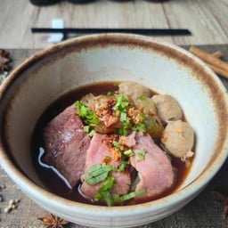 เกาเหลาเนื้อ (น้ำตก)
