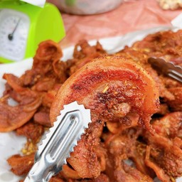 คอหมูทอดชุดใหญ่(2ขีด)