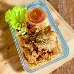 มาม่า-หมูกระทะ