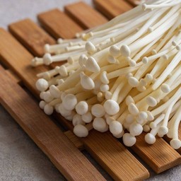 เห็ดเข็มทอง