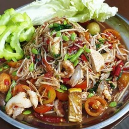 ยำขนมจีน