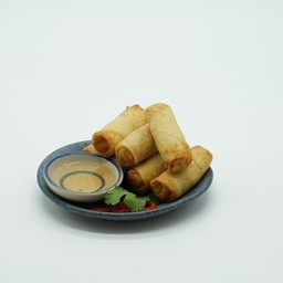 ปอเปี๊ยะทอดไส้ผัก