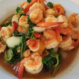 กระเพรากุ้ง Kra prow shrimp