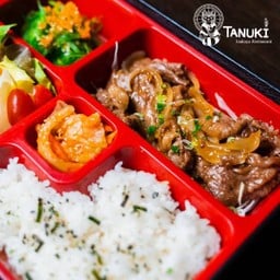 เบ็นโตะเนื้อผัดซอสยากินิกุ