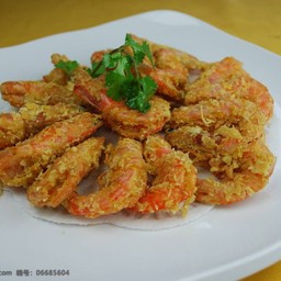 กุ้งผัดไข่เค็ม