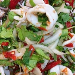 ยำหมึก Thai spicy salad with squid