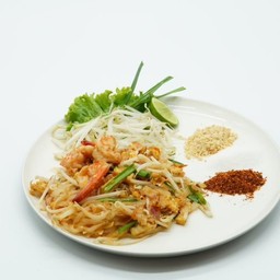 ผัดไทยกุ้งสด