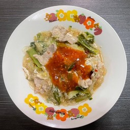 สุกี้แห้ง