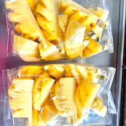 สับปะรดภูแลแบบหั่น 1 กิโลกรัม