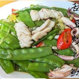 29.ปลาหมึกผัดถั่วลันเตา