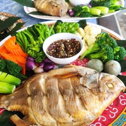 ปลาทับทิมนึ่งจิ้มแจ่ว