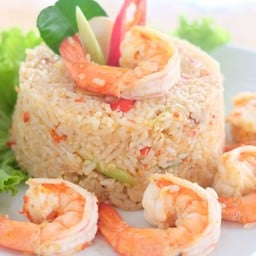 ข้าวผัดต้มยำกุ้ง (ข้าวหอมมะลิ)