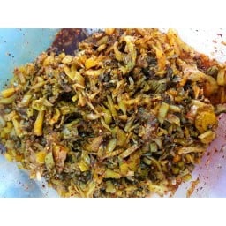 ข้าวราดผักกาดดอง