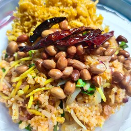 ข้าวยำแหนม