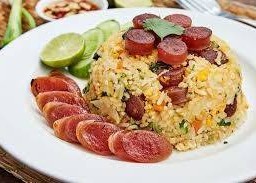 อาหารมื้อนี้ค่อนข้างอิ่ม