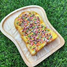 ปังปิ้งเนยนม เรนโบว์ (2แผ่น)