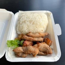 ข้าวเหนียว+หมูหม้อสันนอก