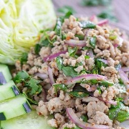 ลาบหมูสับ ( ลาบเด็ก ไม่เผ็ด )