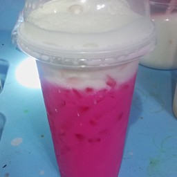 นมชมพูเย็น