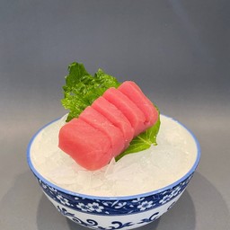 MAKURO SASHIMI