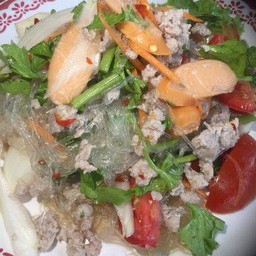 ยำวุ้นเส้นหมูสับ