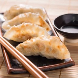 เกี๊ยวซ่าไก่