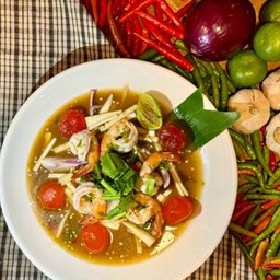 ยำกุ้ง+ไข่แดงเค็ม