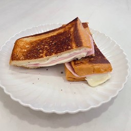 HAM&CHEESE SANDWICH