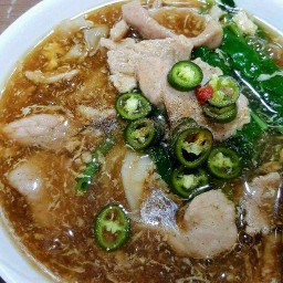 ซื้อ 1 แถมฟรี 1 ราดหน้าเส้นหมี่หมู (รวมเป็น 2 ถุง)