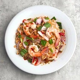 ยำบะหมี่กุ้งสุก